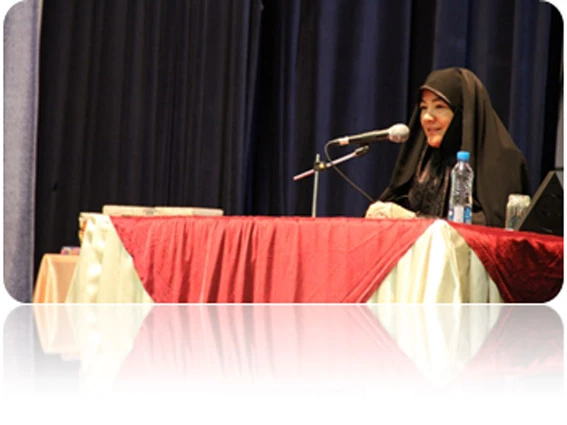 همایش افتتاحیه دانشجویان کارشناسی پیوسته