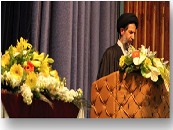 همایش افتتاحیه دانشجویان کارشناسی پیوسته