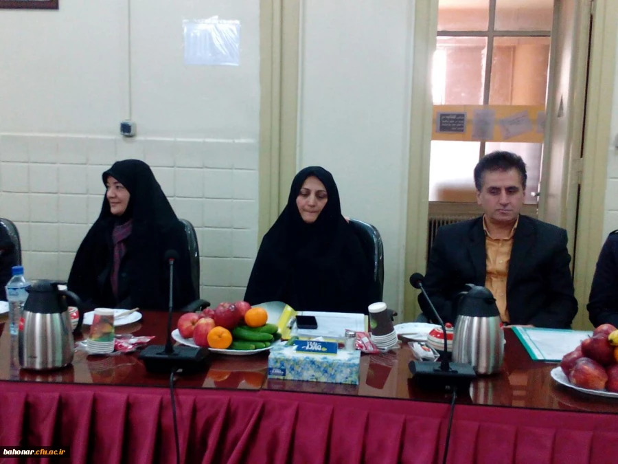 برگزاری اولین جلسه دفاع از پایان نامه دانشجویان کارشناسی ارشد در دانشگاه فرهنگیان  4