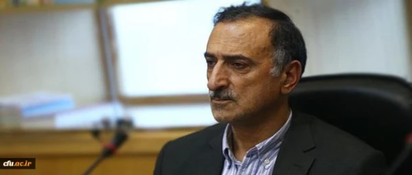 وزیر آموزش و پرورش در مرکز آموزش عالی شهید باهنر تهران: 2