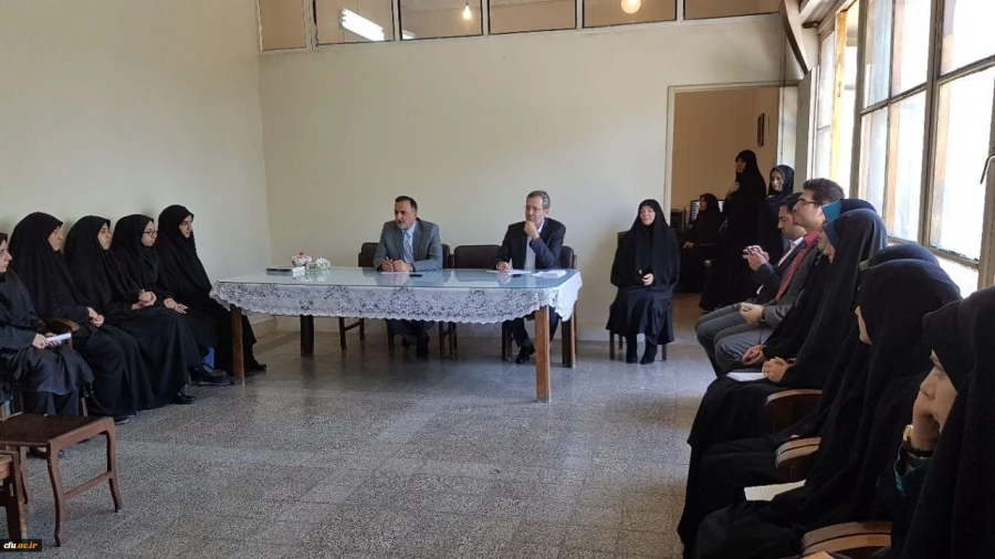 وزیر آموزش و پرورش در مرکز آموزش عالی شهید باهنر تهران: 9