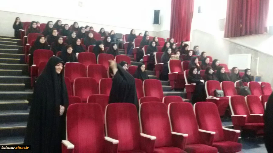 گزارش مراسم افتتاحیه دانشجویان جدید الورود سال تحصیلی 97-96 2