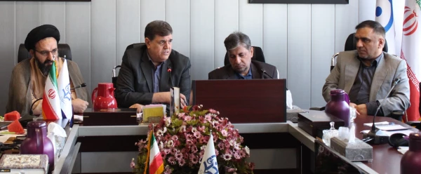 دکتر خنیفردر نشست مدیران دانشگاه با محوریت گام دوم انقلاب:
بیانیه گام دوم انقلاب، برخودسازی و ابر نظریه نظام انقلاب اسلامی و نتیجه آن ایجاد تمدن اسلامی است