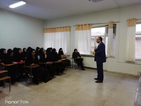 حضور  مسئولین هسته گزینش آموزش و پرورش در مرکز شهید باهنر  3