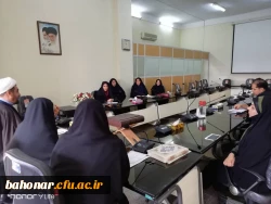 جلسه مسئولین و کارکنان مرکز در خصوص آسیب شناسی حوزه های رفاهی دانشجویان (سراهای دانشجویی،آشپزخانه و...) 2