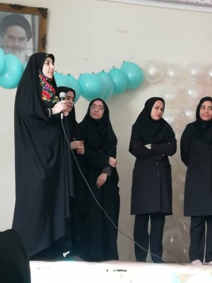 جشن  پیروزی انقلاب اسلامی 22 بهمن :

برگزاری جشن پیروزی انقلاب اسلامی وگرامیداشت چهلمین روز شهادت سردار سلیمانی  2