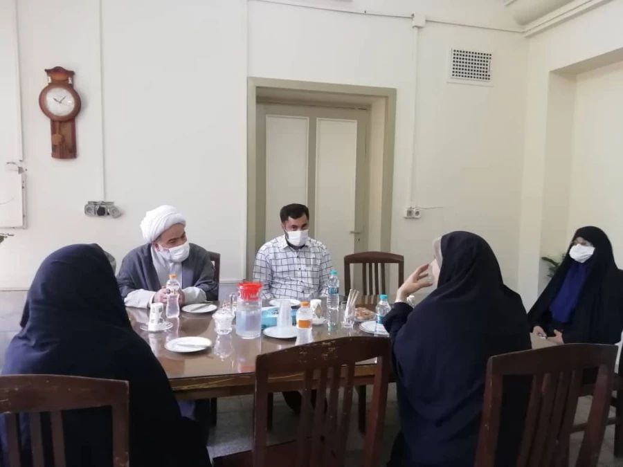 به مناسبت هفته دفاع مقدس انجام شد:

بازدید حجت الاسلام و المسلمین نامدار نماینده نهاد مقام معظم رهبری در دانشگاه فرهنگیان استان تهران از مرکز و نمایشگاه هفته دفاع مقدس و دیدار با کارکنان و مسئولین واحدهای مختلف  2