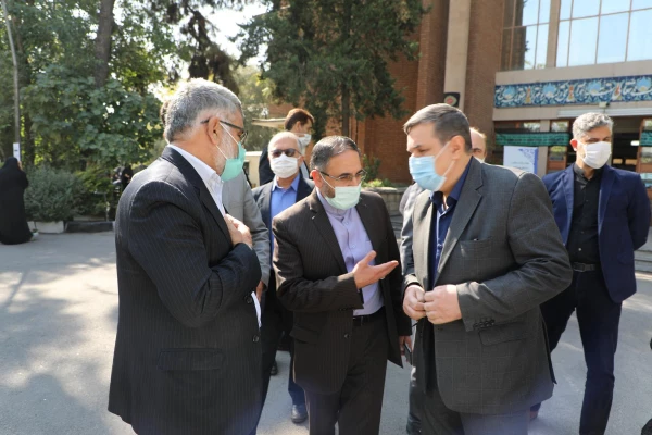 بازدید معاون حقوقی و امور مجلس وزارت آموزش و پرورش  و دکتر خنیفر ریاست دانشگاه فرهنگیان از مرکز شهید باهنر به روایت تصویر
 2