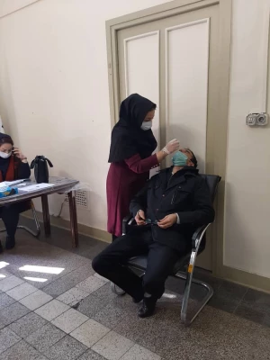 به کوشش امور دانشجویی مرکز انجام شد:
انجام تست کرونای کارکنان 2