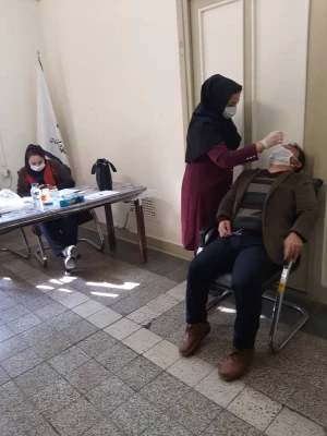 به کوشش امور دانشجویی مرکز انجام شد:
انجام تست کرونای کارکنان 2