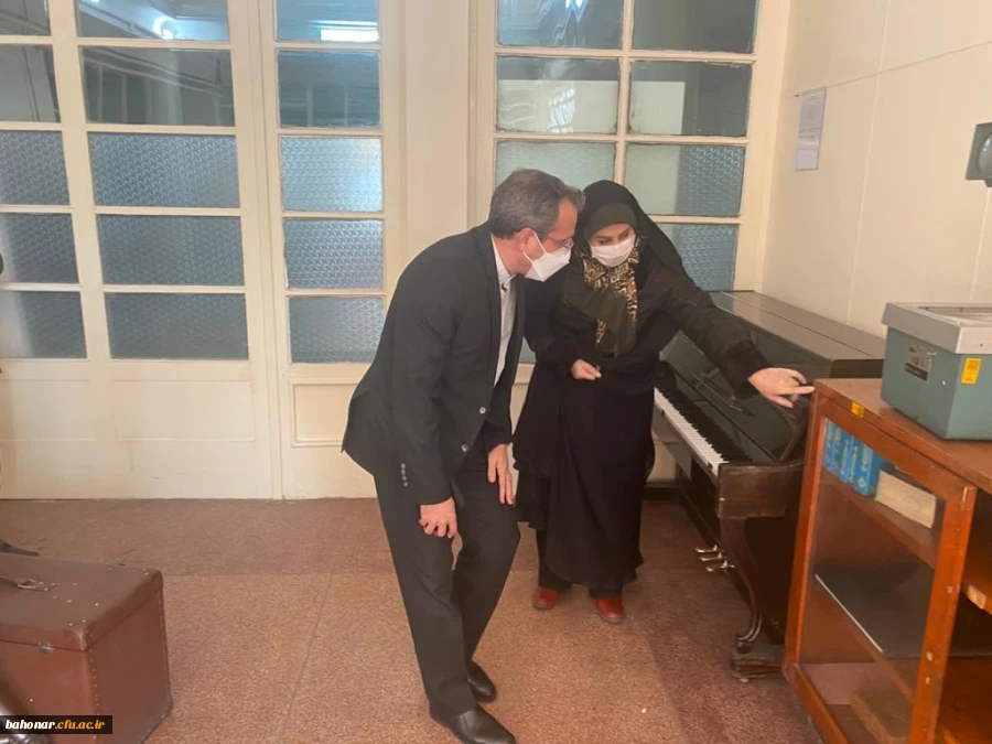 با حضور معاون پژوهش و فناوری دانشگاه فرهنگیان افتتاح گردید:

دفتر استانی موزه ملی مرکز اسناد و مفاخر تربیت معلم ایران 2