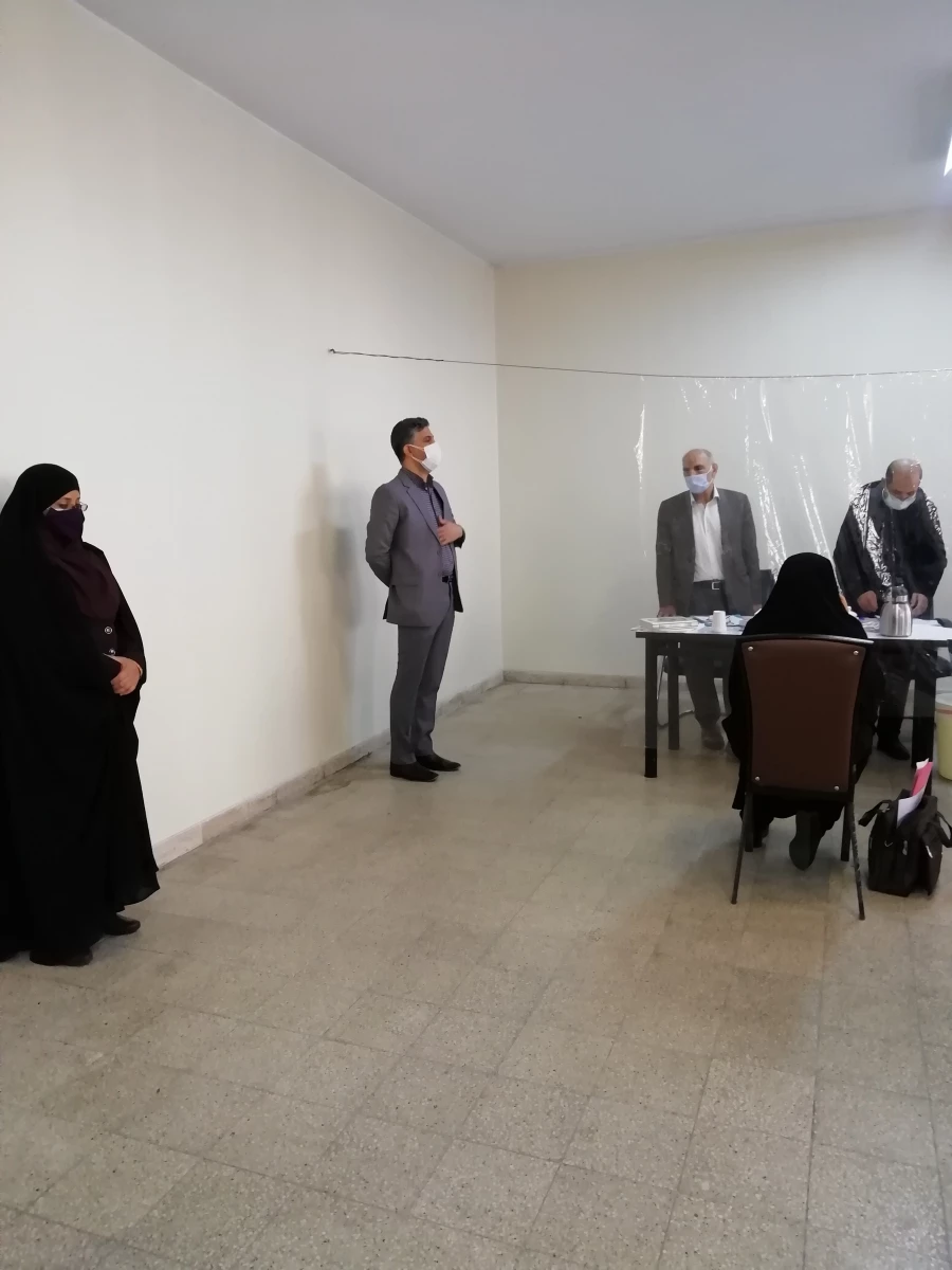 بازدید دکتر بلاغی مدیر امور پردیس های استان تهران و مسئول حراست دانشگاه فرهنگیان تهران از روند مصاحبه پذیرفته شدگان استخدامی چند برابر ظرفیت آموزش و پرورش تهران 3