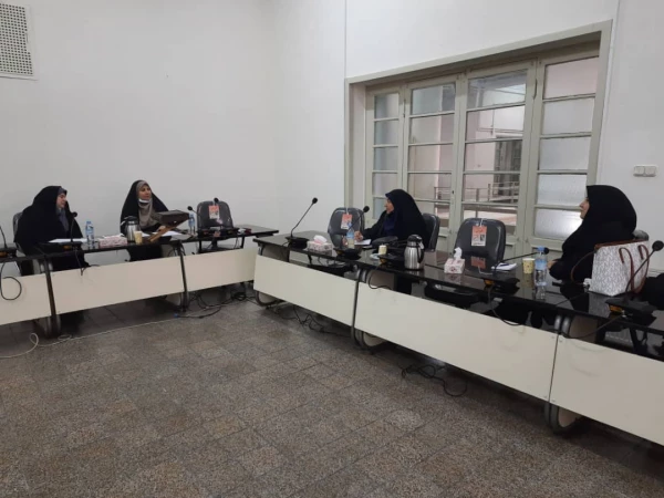 برگزاری جلسه مسئولین مرکز با مدیران گروه های آموزشی 3