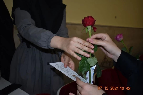 بمناسبت شانزدهم آذر " روز دانشجو "
مرکز آموزش عالی شهید باهنر تقدیم می کند 2