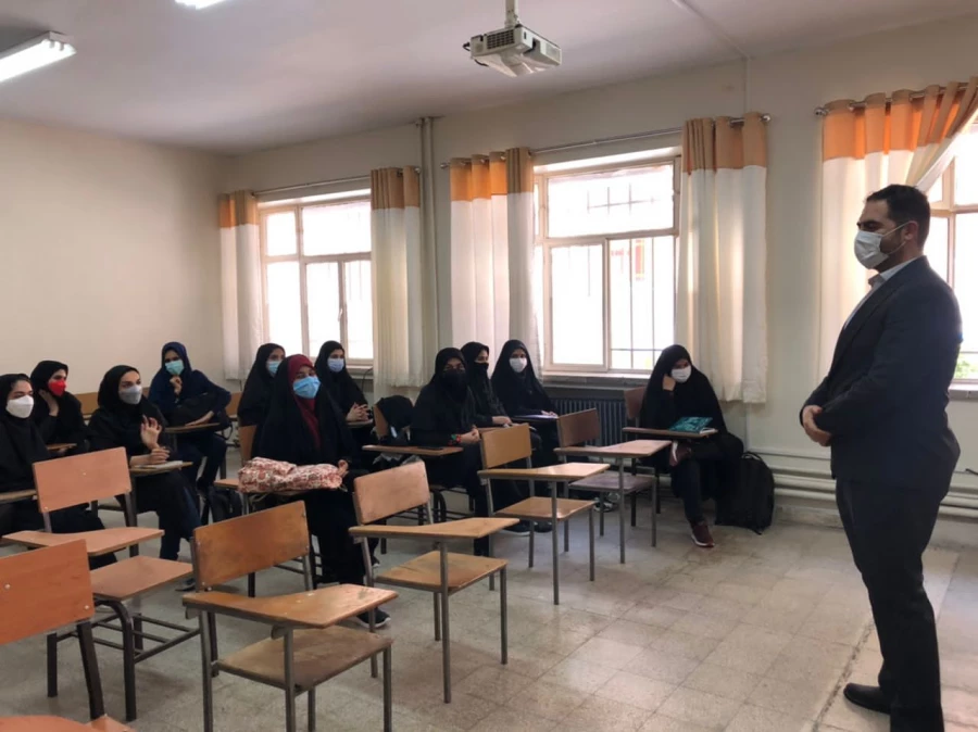 حضور گرم و پرشور دانشجویان به مناسبت حضوری شدن کلاس های درس در دانشگاه ها ( تصاویر منتخب از برگزاری حضوری کلاس های درس ) 2