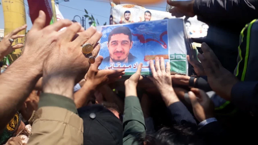 تشییع جنازه با شکوه سرداران شهید مدافعان حرم  3