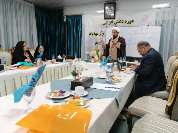 برگزاری دوره دانش افزایی اعضای هیئت علمی دانشگاه فرهنگیان ، مرکز شهید باهنر تهران ، تیرماه 1402 ( مشهد مقدس ) 2