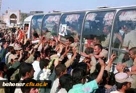 اسرا و آزادگان آبرو ملت را حفظ کردند. 2