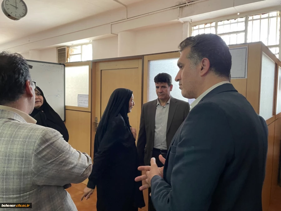 بازدید معاون پژوهش و فناوری سازمان مرکزی و هیئت همراه ( مدیران کل ) از موزه ،کتابخانه و واحد پژوهش مرکز آموزش عالی شهید باهنر  2