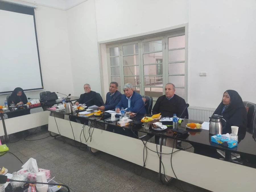 نشست تخصصی با محوریت  ارتقاء جایگاه کارورزی و هم اندیشی پیرامون بازنگری دروس کارورزی 4