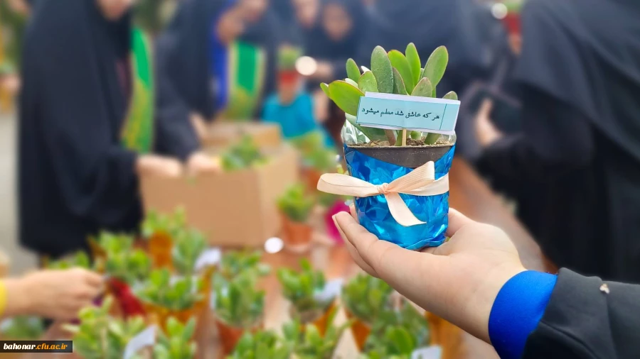 گزارش تصویری از بزرگداشت مقام معلم 2