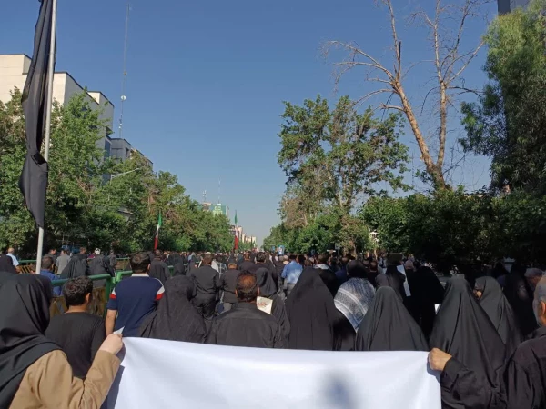 حضور اساتید، کارکنان و دانشجومعلمان مرکز آموزش عالی شهید باهنر در مراسم تشییع پیکر مطهر رئیس جمهور شهید و همراهان آسمانی اش 3