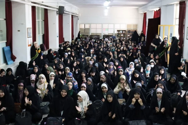 برگزاری جشن روز دختر به مناسبت میلاد با سعادت حضرت فاطمه معصومه (س) در مرکز آموزش عالی شهید باهنر 2