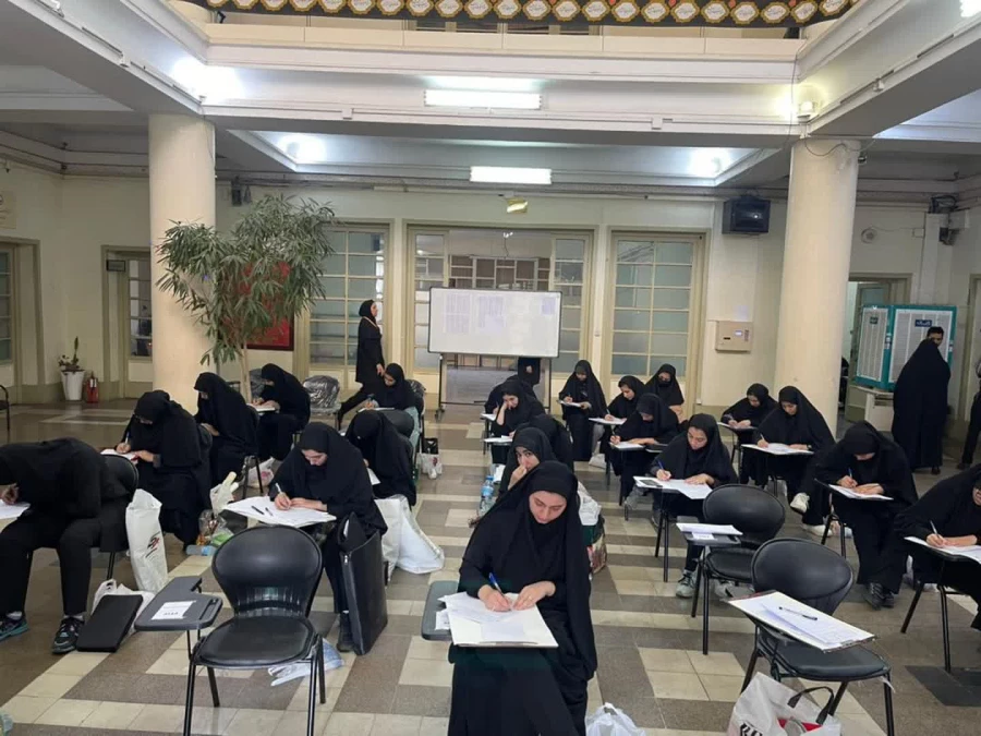 برگزای آزمون عملی رشته هنر دانشگاه فرهنگیان 1403 در مرکز آموزش عالی شهید باهنر 4