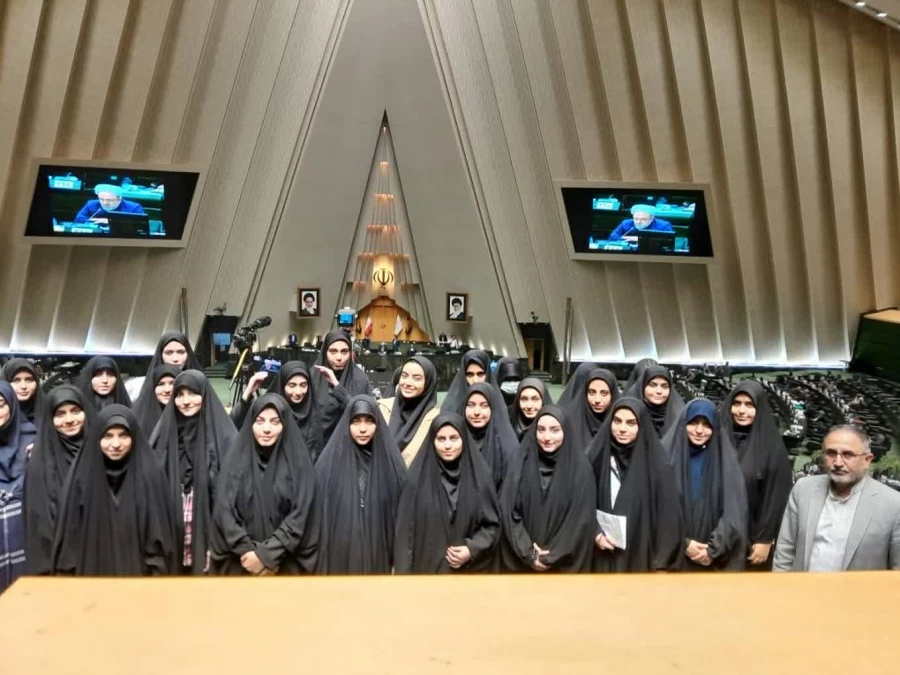 بازدید از موزه و کتابخانه ملی مجلس شورای اسلامی 2