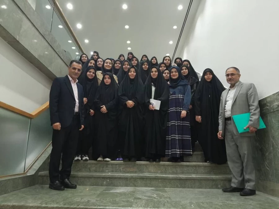 بازدید از موزه و کتابخانه ملی مجلس شورای اسلامی 3