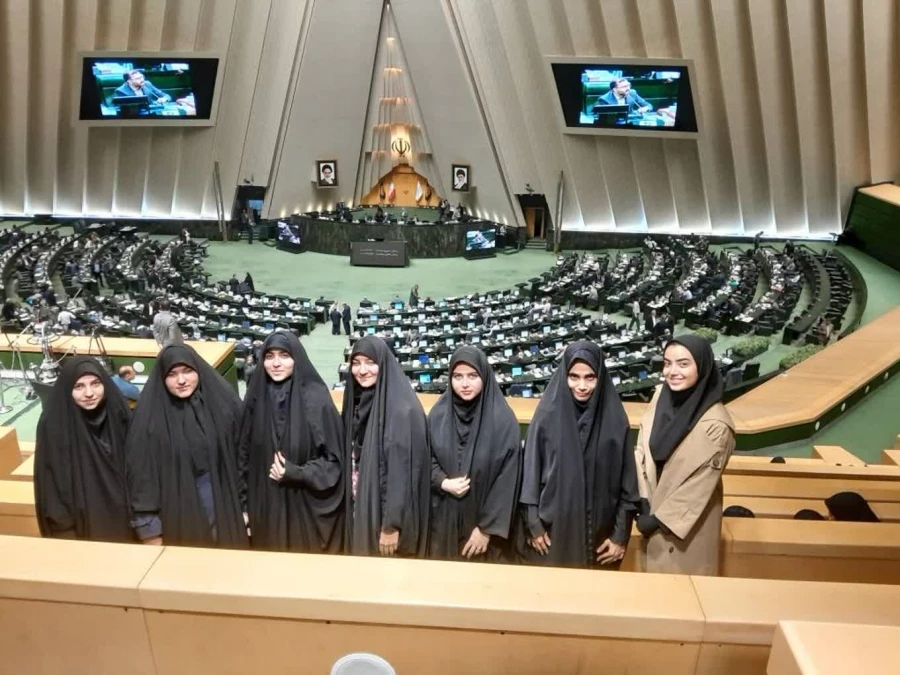 بازدید از موزه و کتابخانه ملی مجلس شورای اسلامی 5