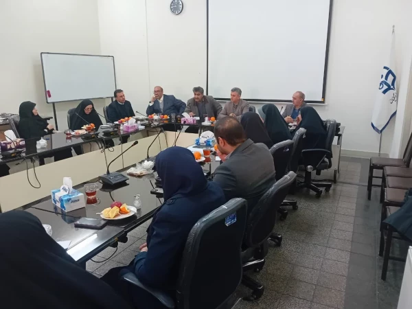 بازدید تیم نظارتی استان از مرکز شهید باهنر 5