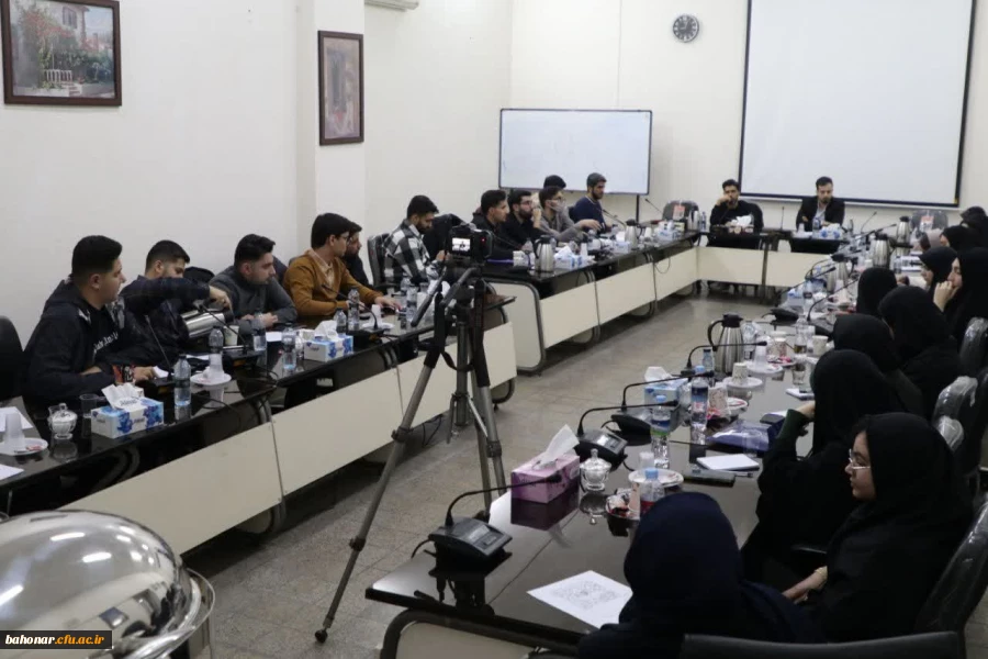 افتتاحیه دوره کشوری توانمندسازی انجمن های مشاوره دانشگاه فرهنگیان، شامگاه روز چهارشنبه مورخ 1403/11/10 در مرکز آموزش عالی شهید باهنر تهران برگزار گردید. 4