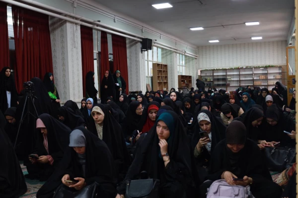 جشن ولادت میلاد حضرت معصومه (ص)
 4