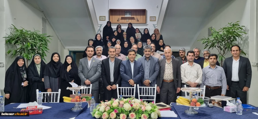 جلسه هم اندیشی سرپرستان خوابگاه ها و کارشناس مسئولان امور دانشجویی برگزار شد. 2