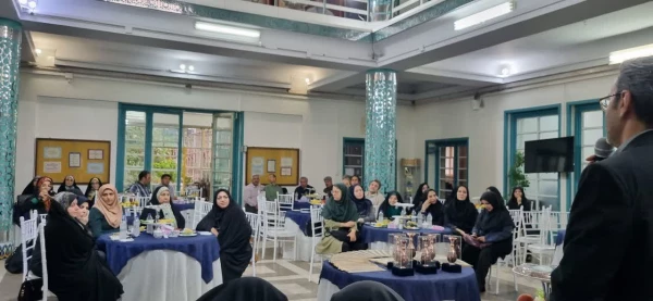 جلسه هم اندیشی سرپرستان خوابگاه ها و کارشناس مسئولان امور دانشجویی برگزار شد. 5