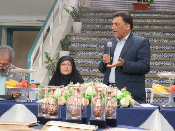 جلسه هم اندیشی سرپرستان خوابگاه ها و کارشناس مسئولان امور دانشجویی برگزار شد. 8