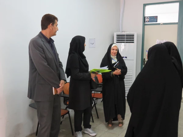 بازدید رئیس نظارت استان و تیم نظارتی سازمان مرکزی از چهارمین روز برگزاری آزمون ارزیابی داوطلبان ورود به دانشگاه فرهنگیان مرکز شهید باهنر تهران  3