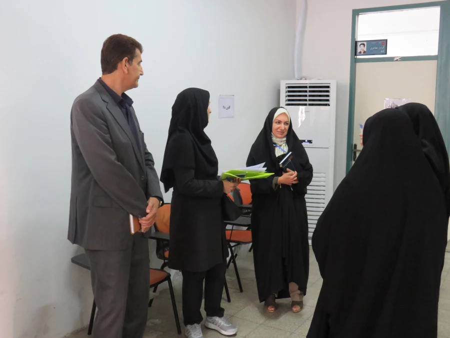 بازدید رئیس نظارت استان و تیم نظارتی سازمان مرکزی از چهارمین روز برگزاری آزمون ارزیابی داوطلبان ورود به دانشگاه فرهنگیان مرکز شهید باهنر تهران  3
