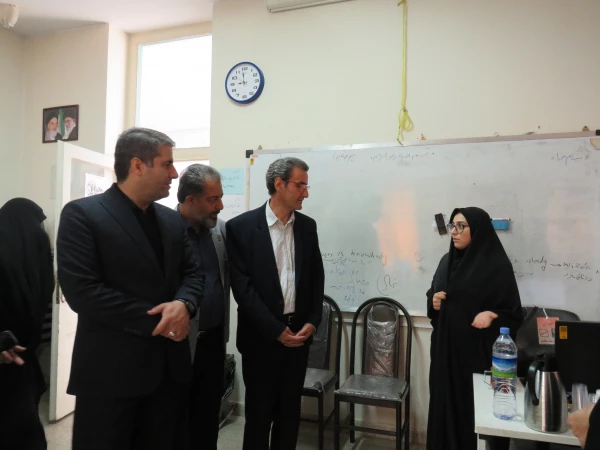 بازدید مدیرکل آموزش و پرورش شهر تهران از کانون های ارزیابی حوزه مرکز شهید باهنر 
 4