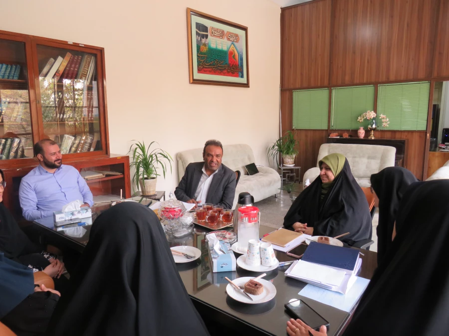 نشست معاون آموزشی استان با واحد آموزش مرکز شهید باهنر 3