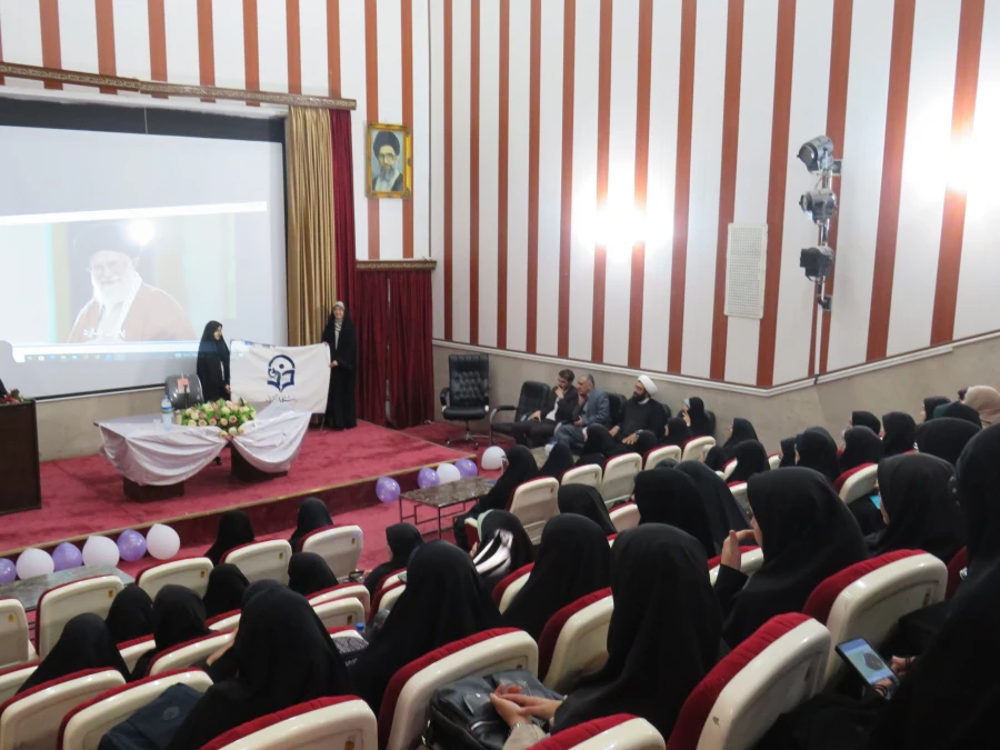 برگزاری آیین جشن استقبال از دانشجومعلمان جدیدالورود رشته آموزش ابتدایی
 5