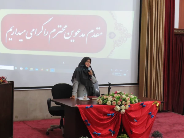 برگزاری آیین استقبال از دانشجومعلمان جدیدالورود رشته های آموزش زبان انگلیسی و آموزش زبان و ادبیات فارسی در مرکز شهید باهنر تهران 2