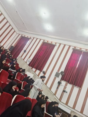  نشست «یک جرعه معرفت مهدوی» با تکیه بر جایگاه مهدویت در هندسه دین در مرکز شهید باهنر برگزار شد. 5