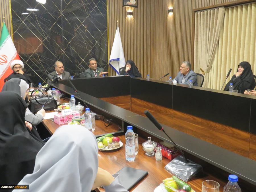 برگزاری نخستین جلسه اعضای هیئت علمی، مدرسین و مأموران آموزشی با معاونین محترم آموزشی و پژوهشی در مرکز آموزش عالی شهید باهنر 2