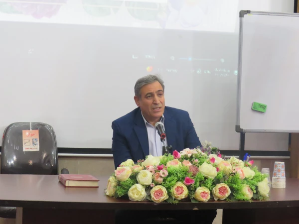 برگزاری جلسه آموزشی کارورزی ۱ و ۳ ویزه مدیران و معلمان در مرکز آموزش عالی شهید باهنر  3