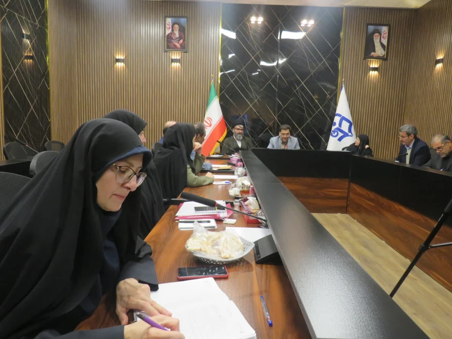 برگزاری جلسه شورای مدیران در مرکز شهید باهنر 5