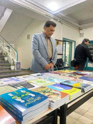 برگزاری نمایشگاه کتاب به مناسبت هفته کتاب و کتابخوانی 6