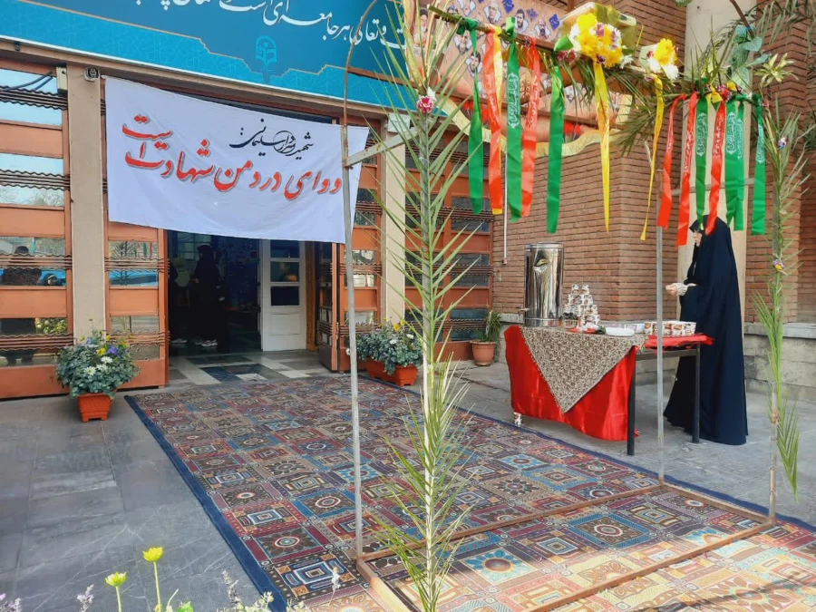 برگزاری مراسم بدرقه دانشجومعلمان راهیان مقاومت به مزار سردار شهید حاج قاسم سلیمانی 4