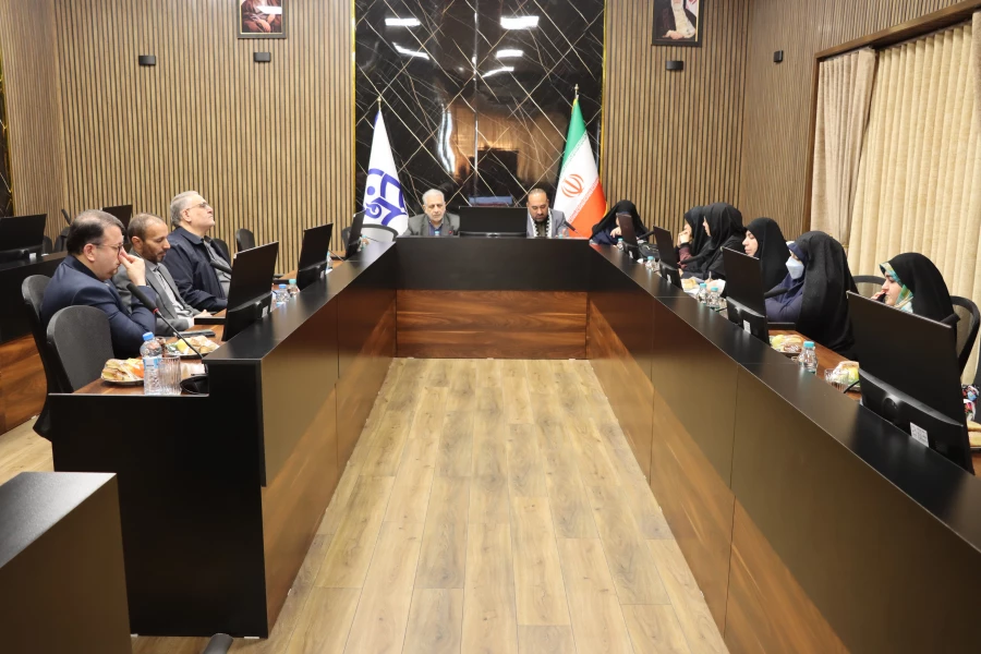 نخستین جلسه گروه آموزشی «آموزش ابتدایی» در دانشکده شهید باهنر برگزار شد. 6